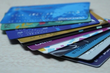 Rủ nhau kiểm tra thẻ Eximbank, khách phát hiện nhiều bất ngờ