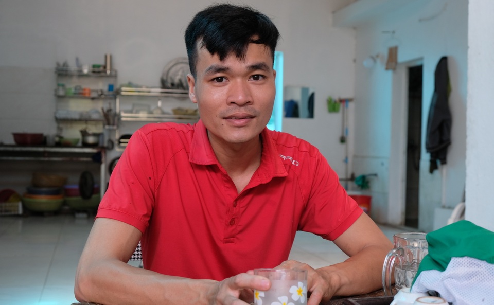 8X gác 2 bằng đại học về quê làm bánh đa nem, thu tiền tỷ mỗi năm - 1 8X gác 2 bằng đại học về quê làm bánh đa nem, thu tiền tỷ mỗi năm - 1