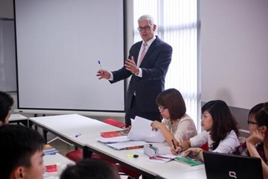 Chính sách học phí tích cực của British University Vietnam năm học 2013 - 2014