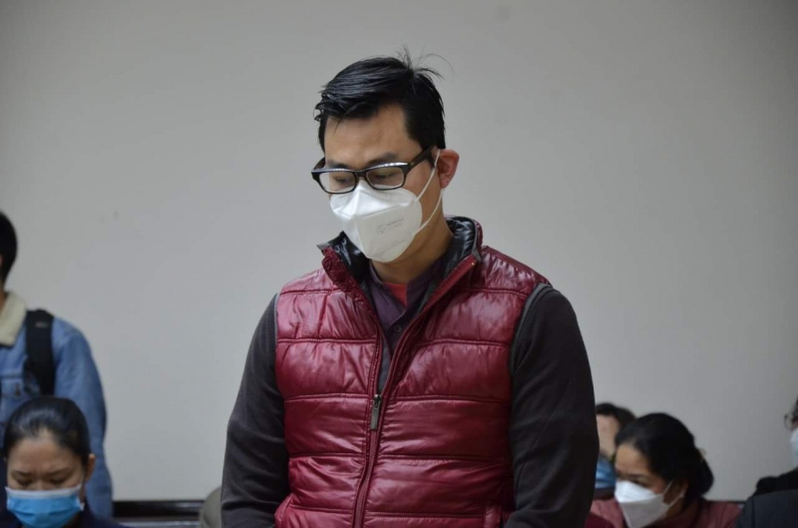 Khi Anh hùng cũng gục ngã vì tiền - 3 Khi Anh hùng cũng gục ngã vì tiền - 3