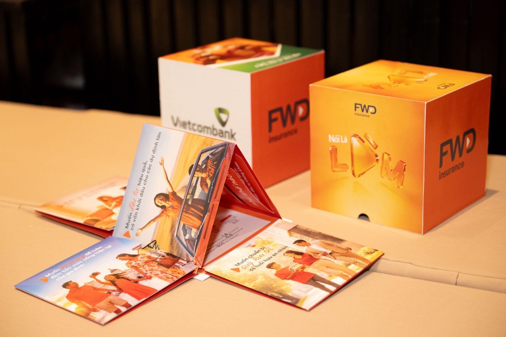 FWD Việt Nam và VCBF mở rộng lựa chọn đầu tư cho khách hàng - 4 FWD Việt Nam và VCBF mở rộng lựa chọn đầu tư cho khách hàng - 4