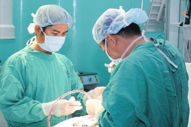 Một phụ nữ bị nhồi máu cơ tim cấp sau té ngã