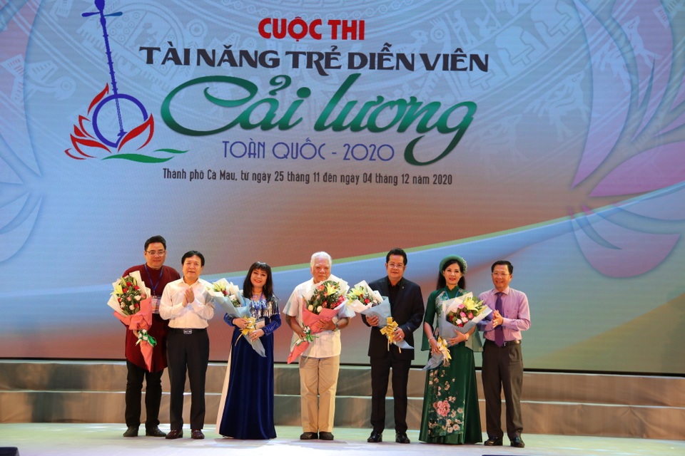Khai mạc Cuộc thi Tài năng trẻ diễn viên Cải lương - 2 Khai mạc Cuộc thi Tài năng trẻ diễn viên Cải lương - 2