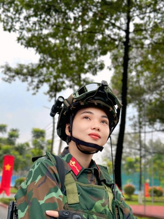 Nữ trung sĩ biệt động kể về việc luyện tập diễu binh dưới trời nắng 38 độ - 1