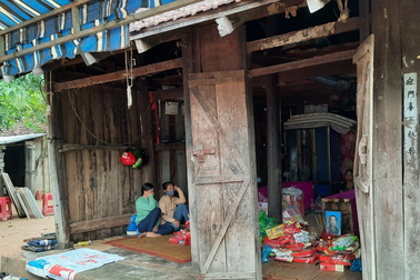 Đi chăn bò trong rừng, hai cháu bé bị đuối nước thương tâm