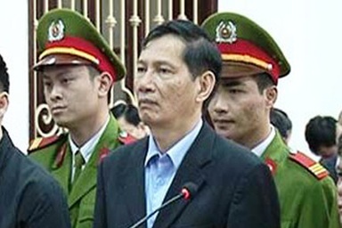 Xử vụ Vinashin: Mua tàu nghìn tỷ để... thử nghiệm