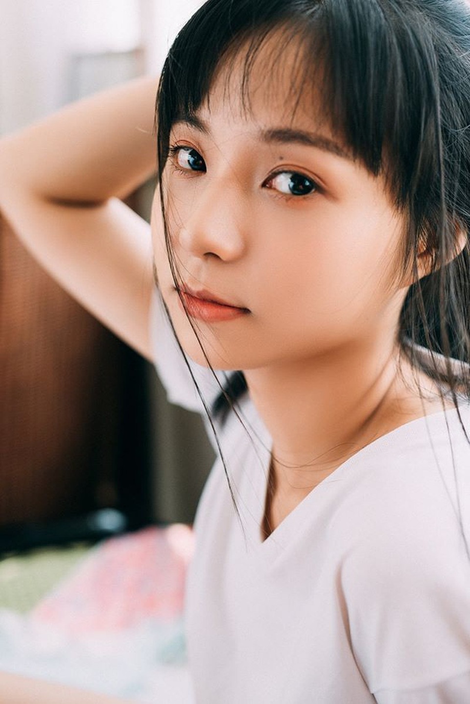 Thí sinh Hoa hậu Việt Nam 2020 gây xôn xao vì chỉnh ảnh “méo cả người” - 3 Thí sinh Hoa hậu Việt Nam 2020 gây xôn xao vì chỉnh ảnh “méo cả người” - 3
