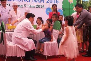 Hãy sử dụng các thực phẩm có bổ sung vi chất dinh dưỡng hàng ngày