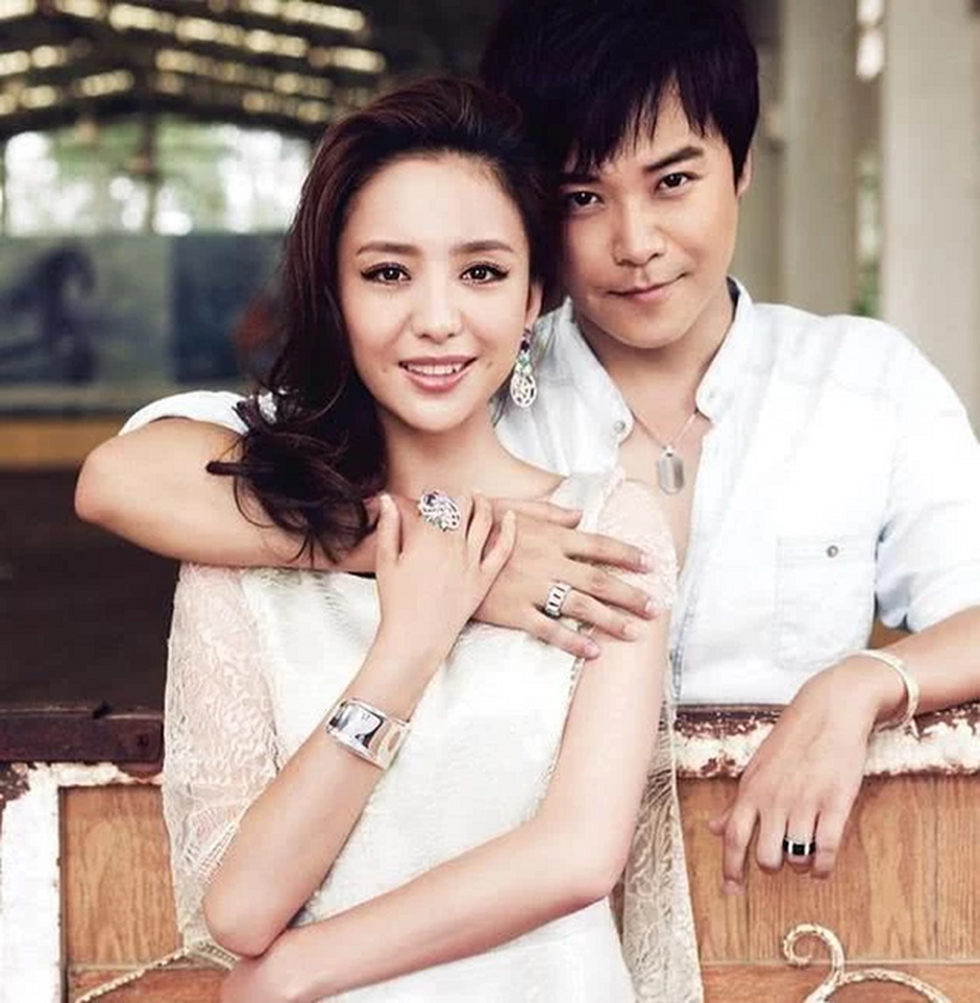 Những cuộc chia tay gây sốc nhất làng giải trí Trung Quốc năm 2021 - 3 Những cuộc chia tay gây sốc nhất làng giải trí Trung Quốc năm 2021 - 3