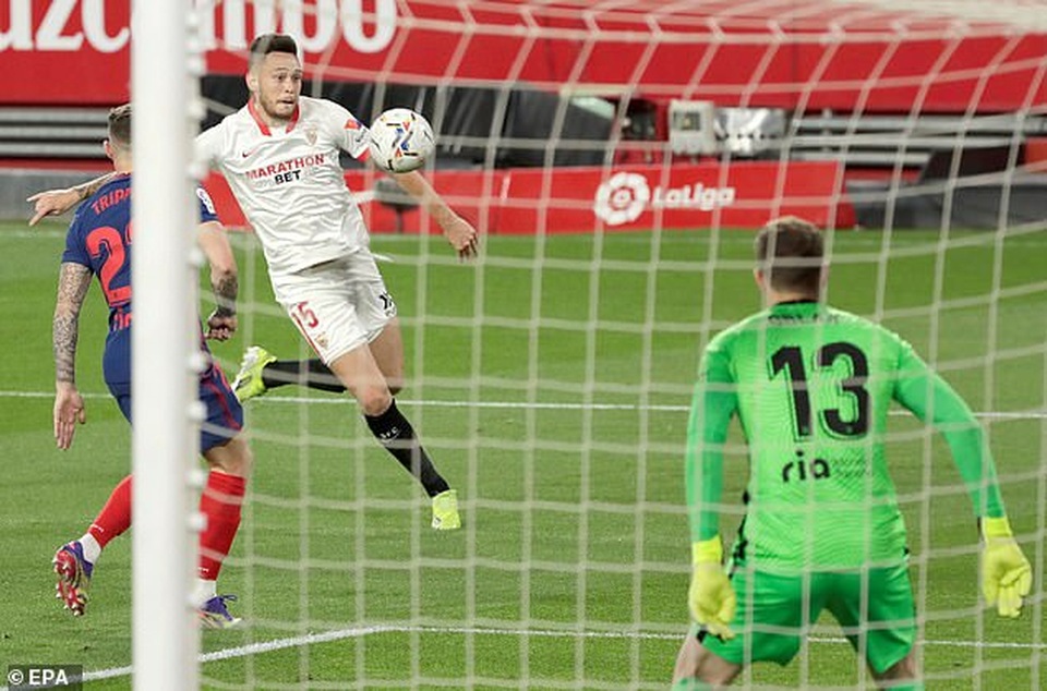 Luis Suarez gây thất vọng, Atletico thua cay đắng Sevilla - 1 Luis Suarez gây thất vọng, Atletico thua cay đắng Sevilla - 1