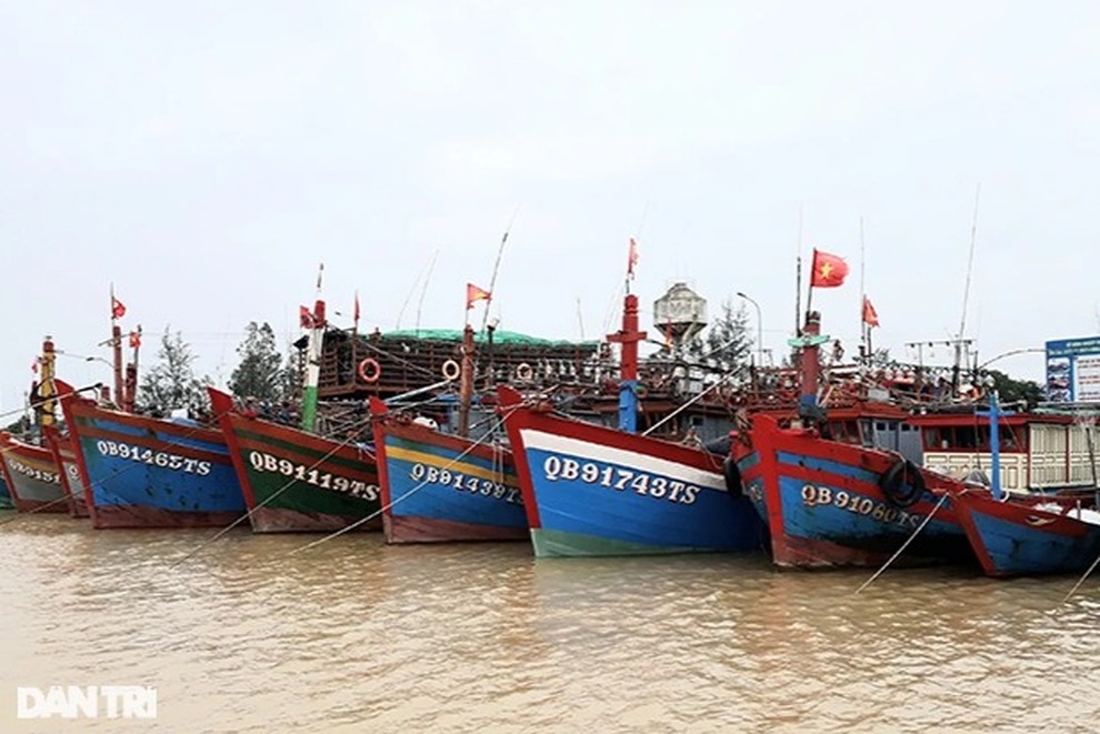 Miền Trung sẵn sàng ứng phó với bão số 8 - 10 Miền Trung sẵn sàng ứng phó với bão số 8 - 10