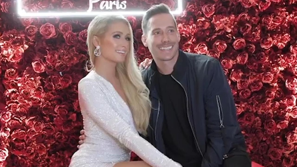Paris Hilton khen bạn trai mới hết lời - 4 Paris Hilton khen bạn trai mới hết lời - 4