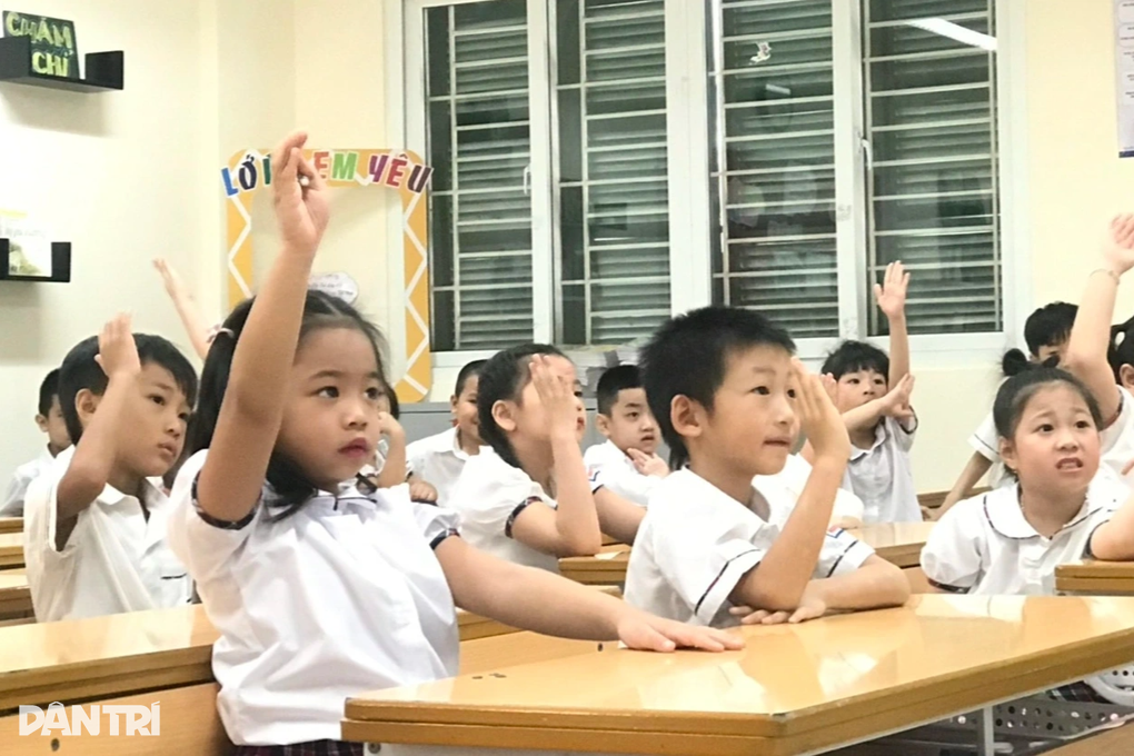 Thầy hiệu trưởng: Hình ảnh trẻ em gà gật tới lớp khiến tôi ám ảnh - 1 Thầy hiệu trưởng: Hình ảnh trẻ em gà gật tới lớp khiến tôi ám ảnh - 1