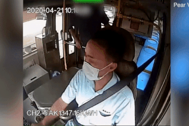 Đánh tài xế vì bị nhắc đeo khẩu trang, hành khách lĩnh án tù hơn 3 năm