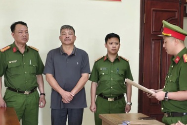 Bắt 4 cán bộ xã liên quan mỏ cát trái phép