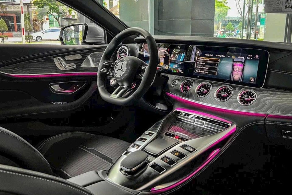 Sedan Đức hiệu suất cao “ế” khách, giảm gần 3 tỷ đồng so với khi mới ra mắt - 3 Sedan Đức hiệu suất cao “ế” khách, giảm gần 3 tỷ đồng so với khi mới ra mắt - 3