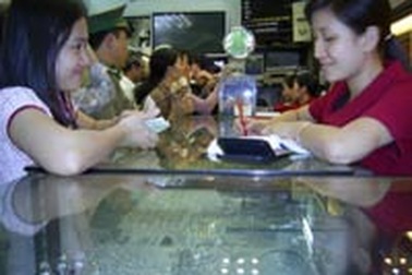 Giá vàng lại giảm