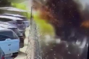 Rò rỉ video nghi Nga tập kích tên lửa trụ sở tình báo quốc phòng Ukraine