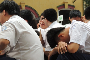 Học sinh mệt mỏi vì học thêm nhiều nhưng trình độ chưa chắc được nâng cao