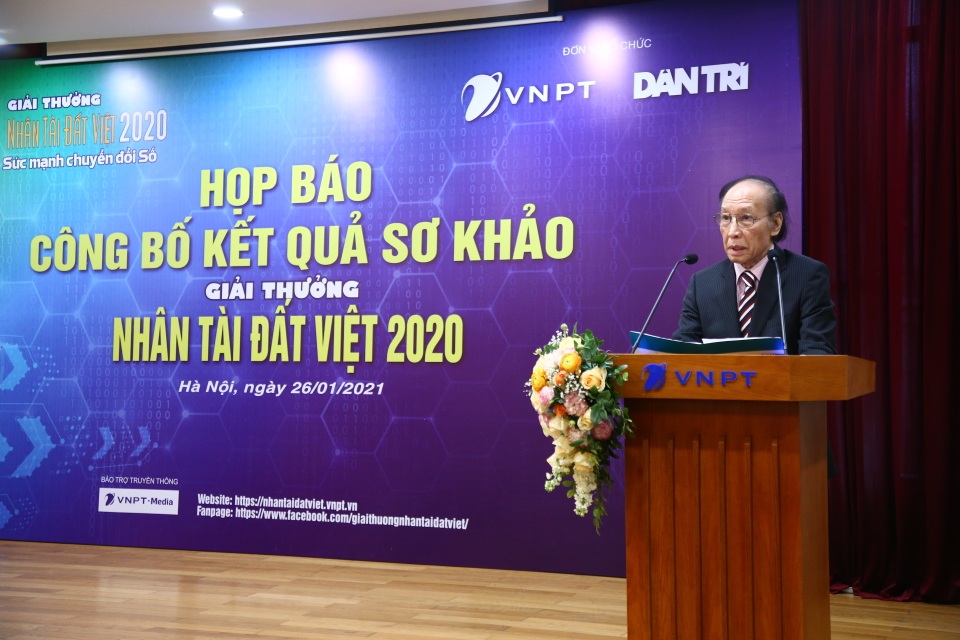 Chung khảo Nhân tài Đất Việt 2020 xướng danh 18 sản phẩm CNTT xuất sắc - 2 Chung khảo Nhân tài Đất Việt 2020 xướng danh 18 sản phẩm CNTT xuất sắc - 2