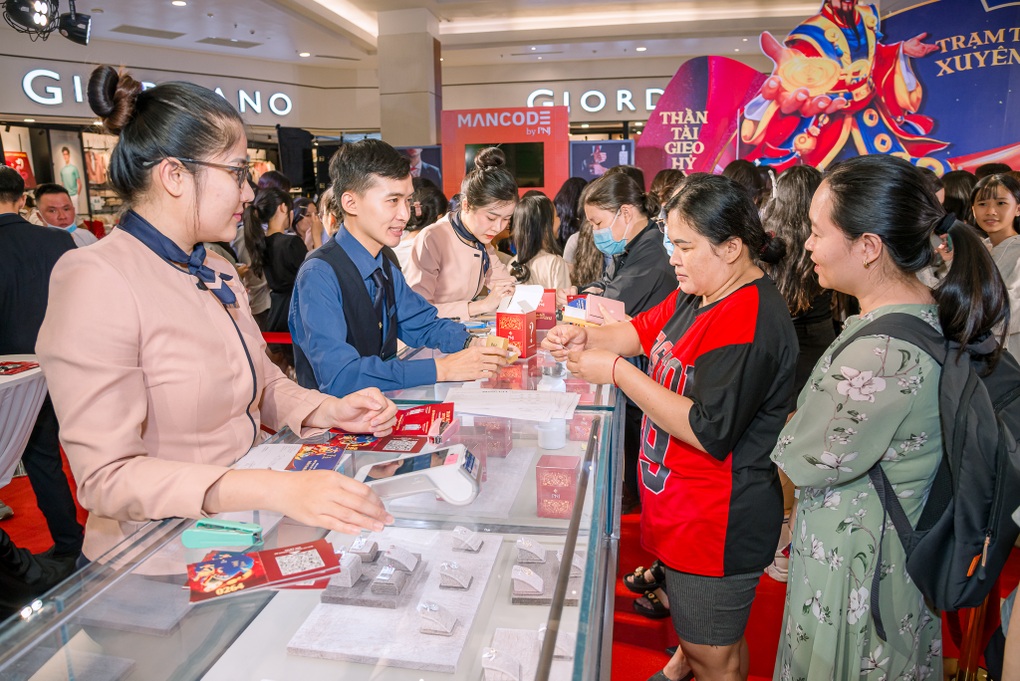 Cơ hội nhận quà dịp Tết tại các Trạm tài lộc xuyên Việt của PNJ - 1 Cơ hội nhận quà dịp Tết tại các Trạm tài lộc xuyên Việt của PNJ - 1