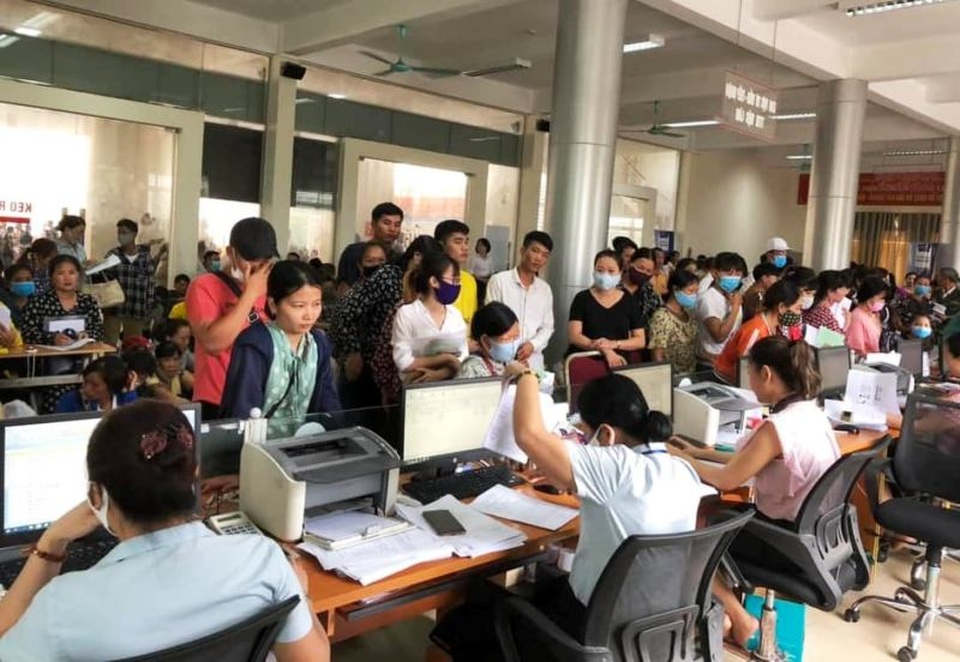 Người lao động đang ở vùng cách ly có thể nộp hồ sơ BHTN qua bưu điện - 3 Người lao động đang ở vùng cách ly có thể nộp hồ sơ BHTN qua bưu điện - 3