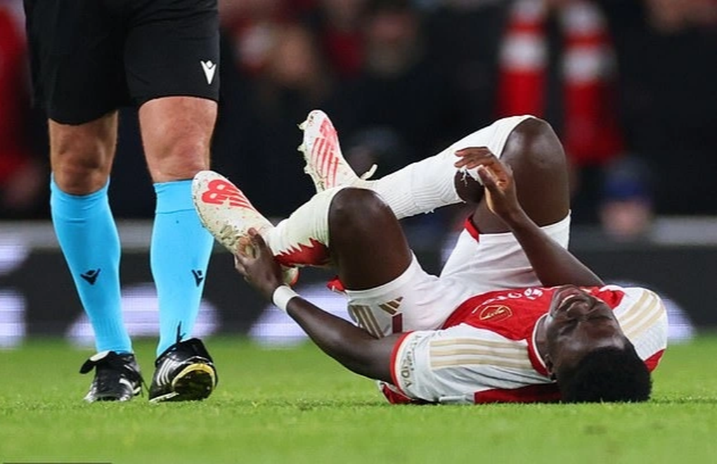 Bukayo Saka tỏa sáng, Arsenal đặt một chân vào vòng 1/8 Champions League - 4