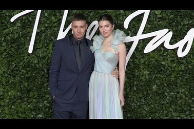 Liam Payne đẹp đôi bên Maya Henry