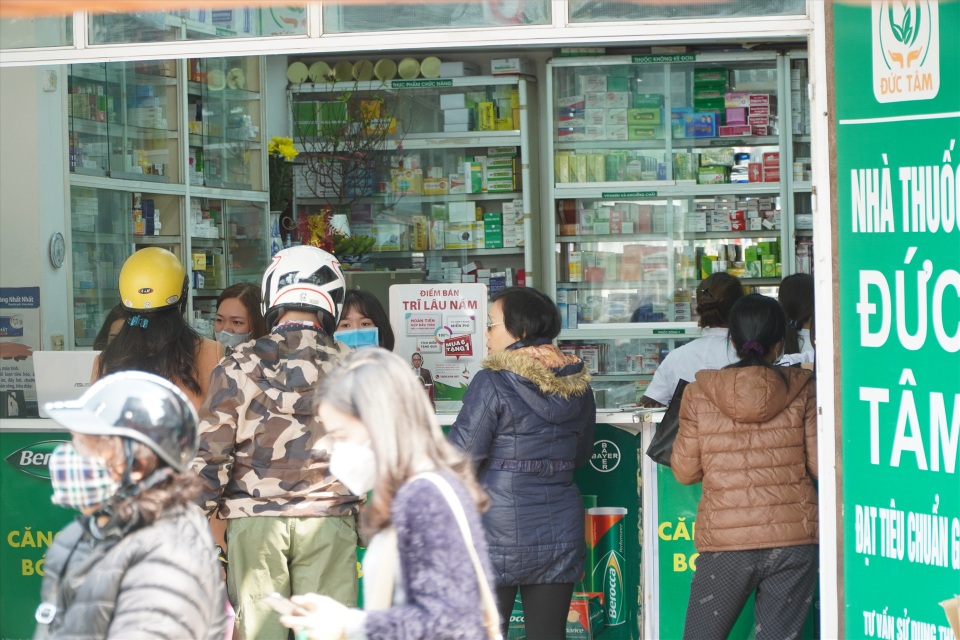 Hiệu thuốc từ chối bán, phủ nhận tin thuốc sốt rét chống dịch COVID-19 - 1 Hiệu thuốc từ chối bán, phủ nhận tin thuốc sốt rét chống dịch COVID-19 - 1