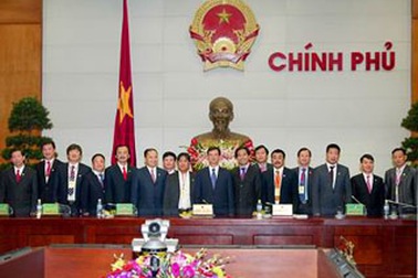 Thủ tướng gặp mặt các doanh nhân tiêu biểu