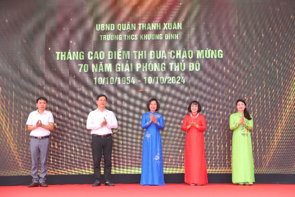 23 triệu học sinh cả nước chính thức bước vào năm học đặc biệt - 12 23 triệu học sinh cả nước chính thức bước vào năm học đặc biệt - 12