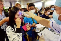 Khẩn cấp tìm hành khách nghi nhiễm trên chuyến bay từ Dubai về Sài Gòn