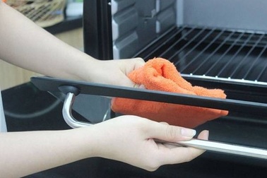 Mẹo nhỏ không thể bỏ qua giúp gian bếp luôn sạch bóng