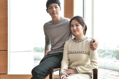 Song Hye Kyo khen bạn trai "tin đồn" Song Joong Ki nam tính