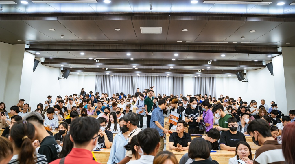 Đại học Đại Nam đón 6.000 tân sinh viên, tiếp tục nhận hồ sơ nhiều ngành học - 1 Đại học Đại Nam đón 6.000 tân sinh viên, tiếp tục nhận hồ sơ nhiều ngành học - 1