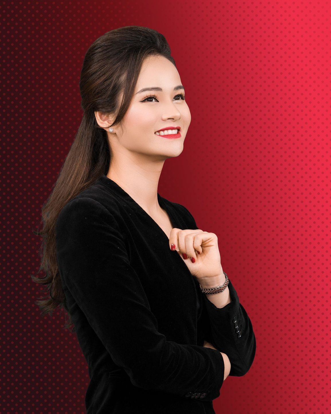 Soi thành tích khủng của 3 biên tập viên VTV nổi tiếng - 1 Soi thành tích khủng của 3 biên tập viên VTV nổi tiếng - 1
