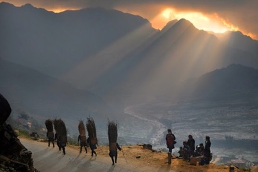 Ba địa danh đẹp siêu thực “bước ra” từ  ngòi bút của nhà văn Việt Nam