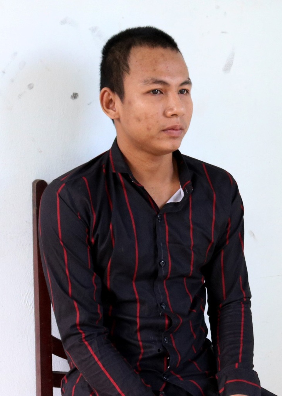 Bắt giam nam thanh niên nghi quan hệ với bé gái 13 tuổi - 1