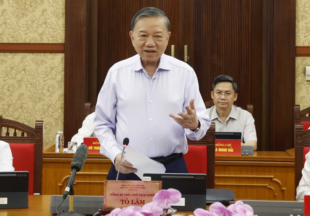“Nông dân phải thành nông dân số, công nhân phải làm chủ công nghệ” - 1