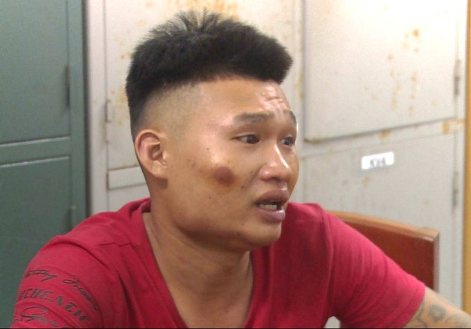 Khởi tố nam thanh niên “thông chốt” kiểm dịch, chống người thi hành công vụ - 2 Khởi tố nam thanh niên “thông chốt” kiểm dịch, chống người thi hành công vụ - 2