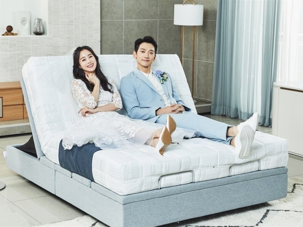Bi Rain từng bị bà xã Kim Tae Hee từ chối vì nghĩ là... trai hư - 3 Bi Rain từng bị bà xã Kim Tae Hee từ chối vì nghĩ là... trai hư - 3