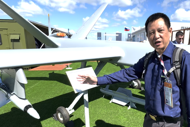 Phóng viên Dân trí "sờ tận tay" UAV Orion-E tại ARMY-2024 ở Nga