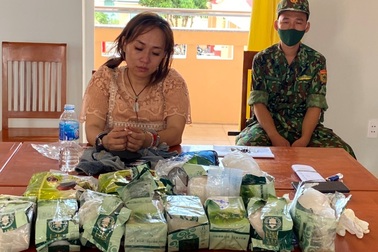 Truy bắt 5 đối tượng vận chuyển 32 kg ma túy các loại