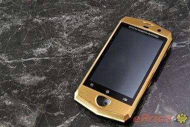 Chiêm ngưỡng smartphone "siêu xe" Aston Martin Aspire 