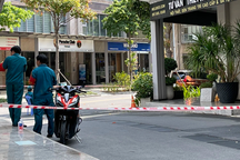 Nghi án chồng đâm vợ con rồi nhảy lầu ở Khu đô thị Sala