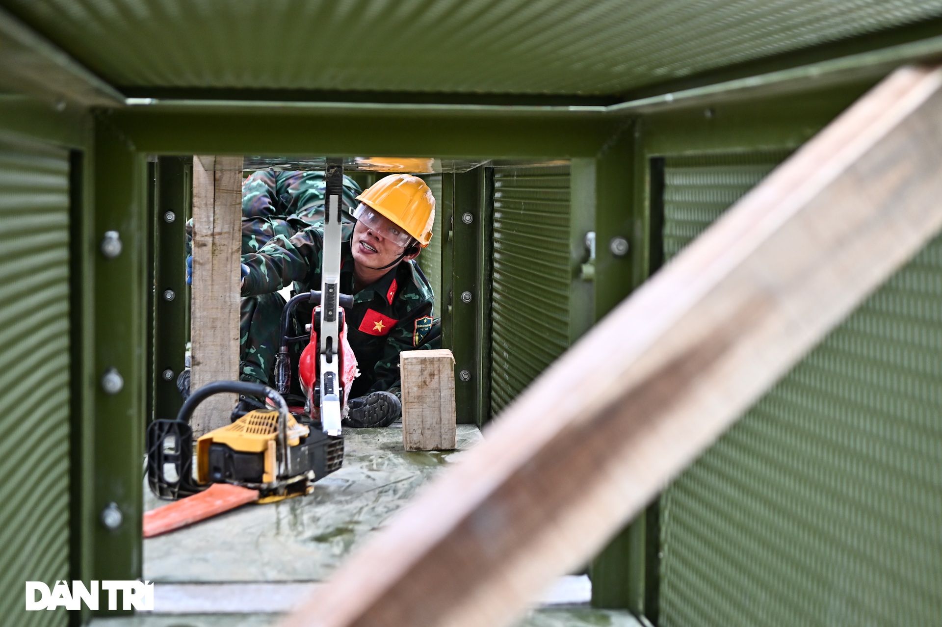 Army Games: Việt Nam toàn thắng chặng 2 tiếp sức nội dung thi Vùng tai nạn - 15 Army Games: Việt Nam toàn thắng chặng 2 tiếp sức nội dung thi Vùng tai nạn - 15