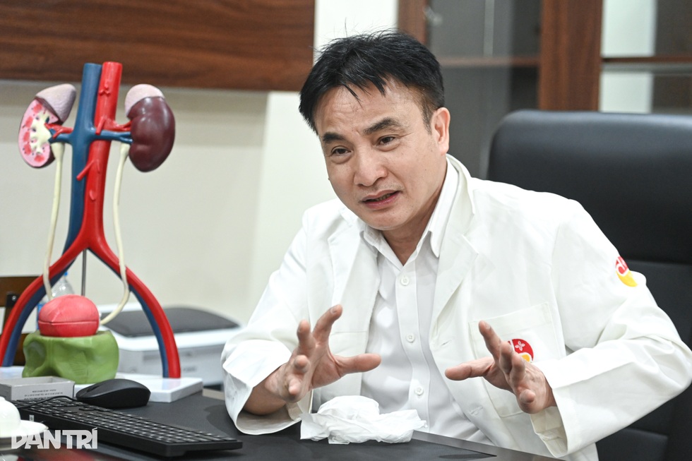 Gặp bác sĩ “bệnh nhân thấy là cười”, xin thôi trưởng khoa để làm lính mổ - 3 Gặp bác sĩ “bệnh nhân thấy là cười”, xin thôi trưởng khoa để làm lính mổ - 3