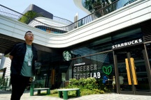 Starbucks lại "dính phốt" ở Trung Quốc