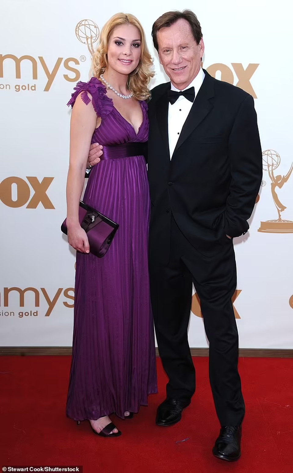 Nam diễn viên U80 toàn hẹn hò với những người đẹp kém 40 tuổi - 6 Nam diễn viên U80 toàn hẹn hò với những người đẹp kém 40 tuổi - 6