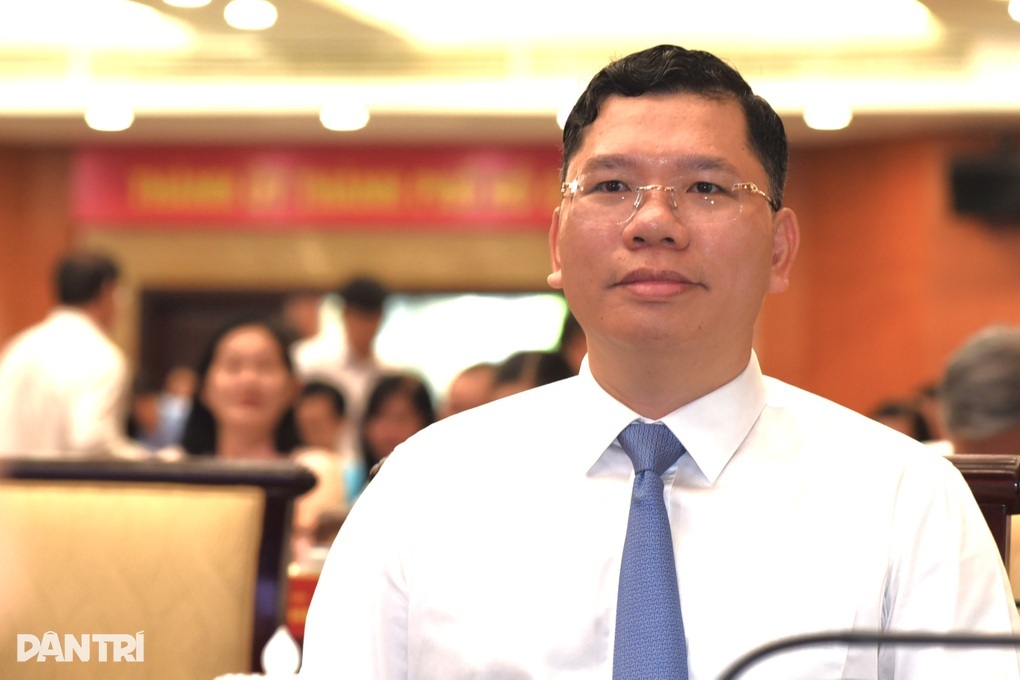 Thủ tướng phê chuẩn kết quả bầu 3 Phó Chủ tịch UBND TPHCM - 2